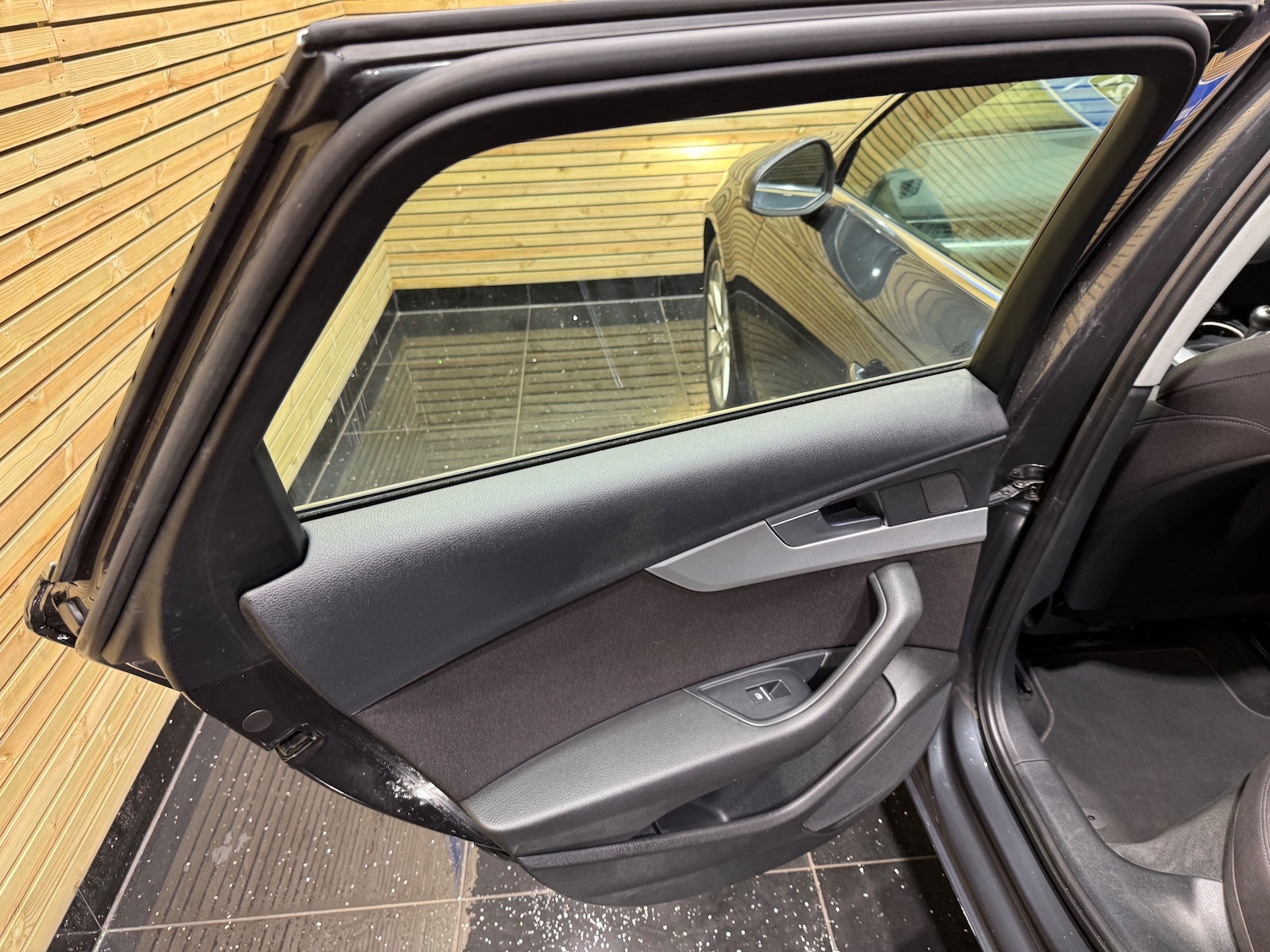 Used Audi A4 Avant 2016 for sale - 77099965: Photo 34