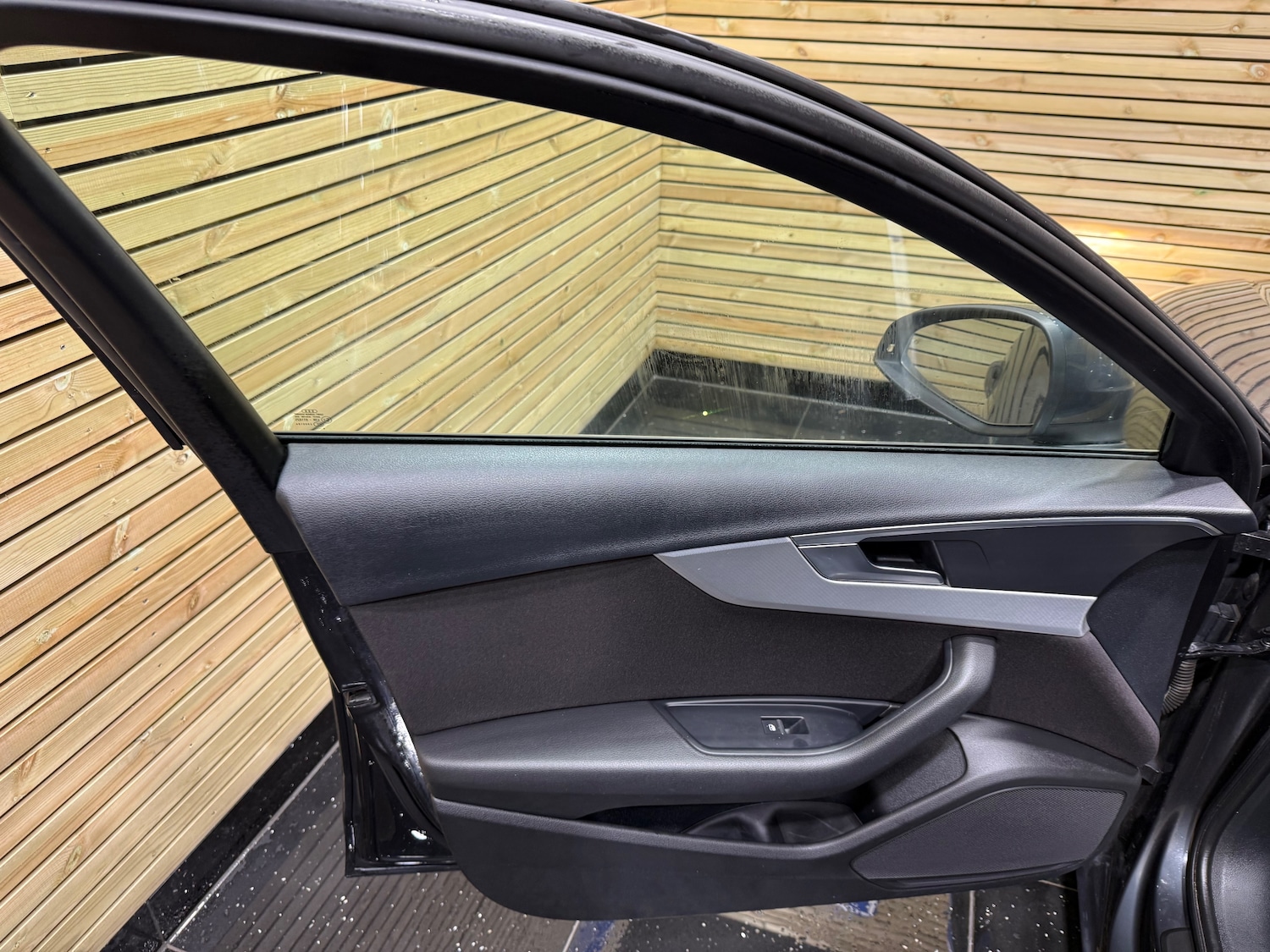 Used Audi A4 Avant 2016 for sale - 77099965: Photo 37