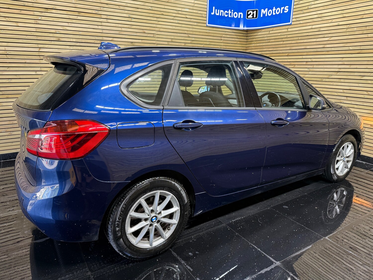 Vehicle 21