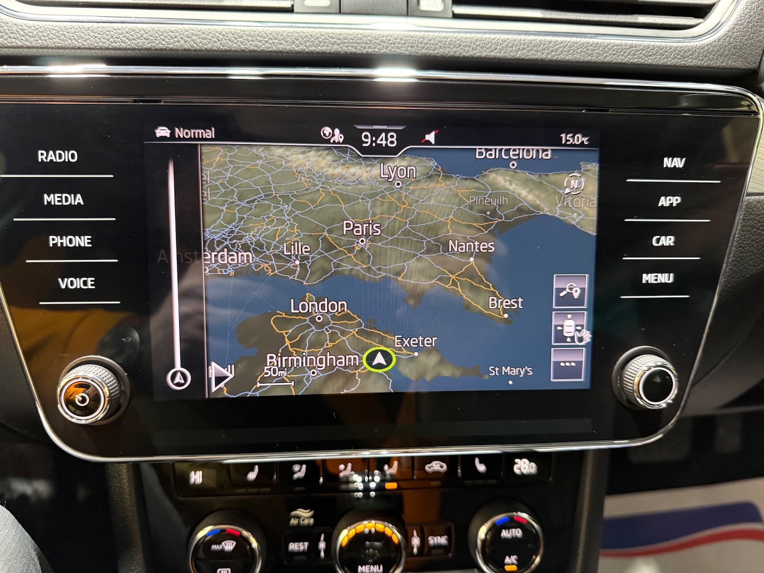 Used Skoda Superb 2020 for sale - 76557836: Photo 12