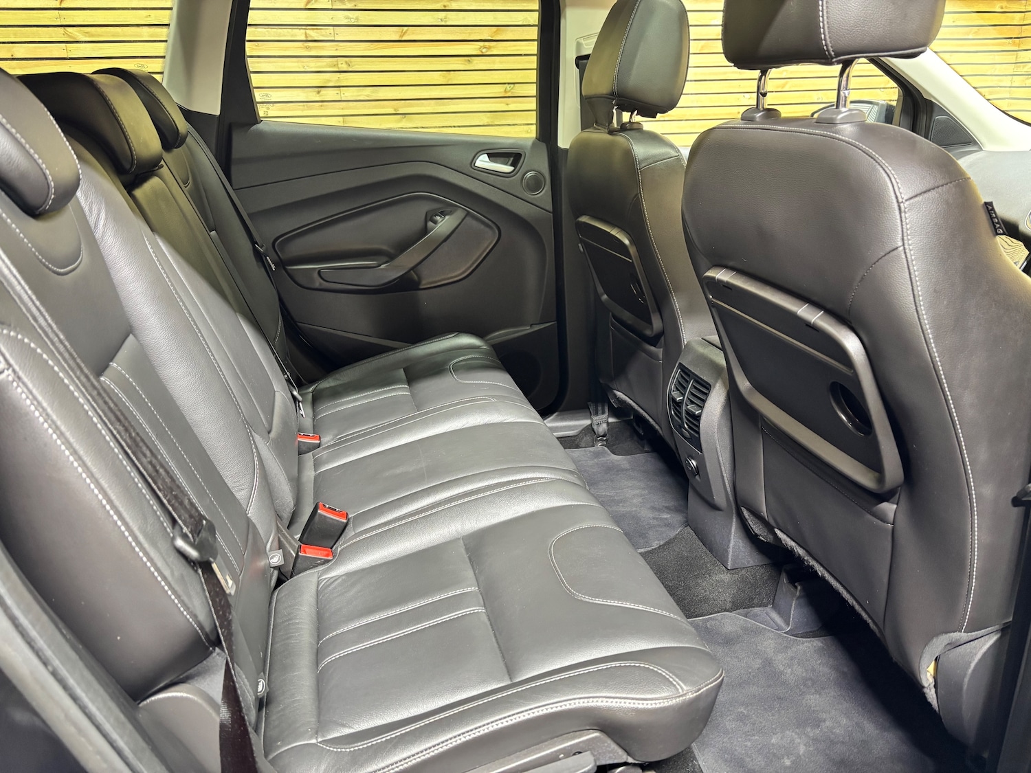 Used Ford Kuga 2014 for sale - 77639439: Photo 14