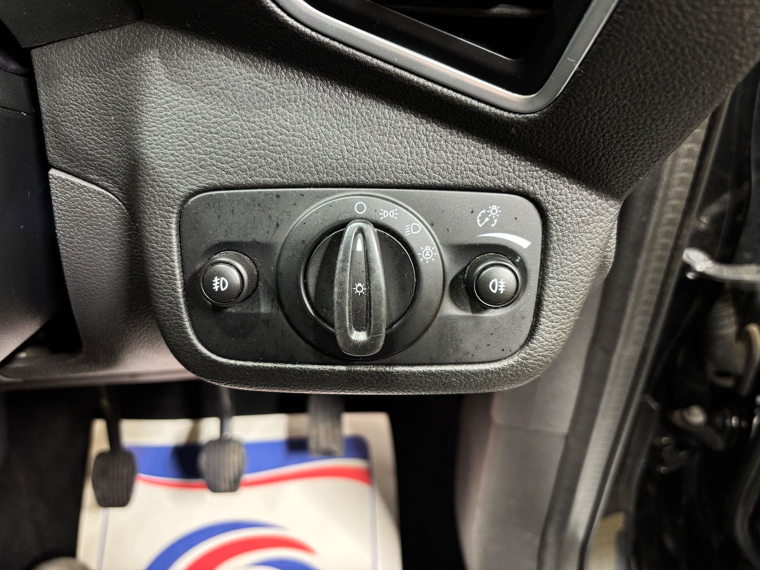 Used Ford Kuga 2014 for sale - 77639439: Photo 24