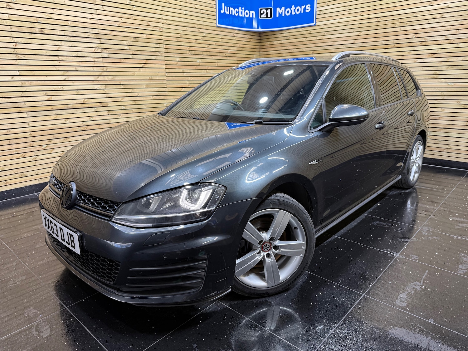 Used Volkswagen Golf 2016 for sale - 76391938: Photo 1