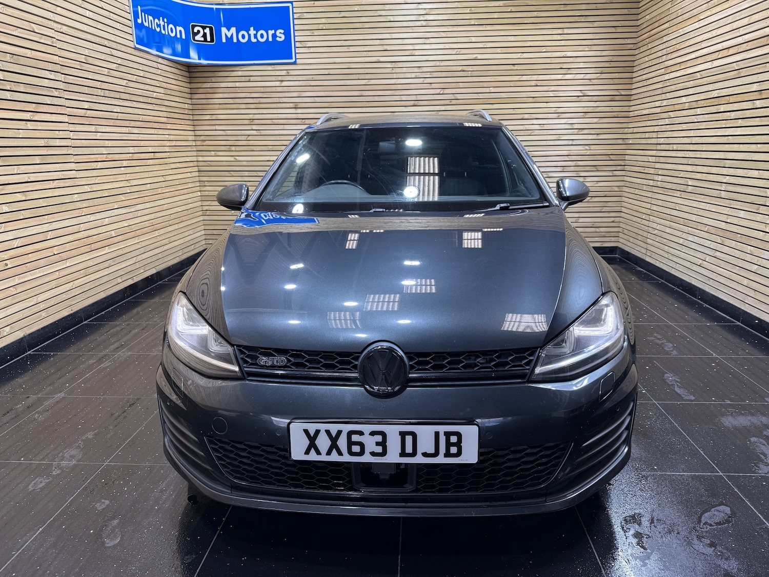 Used Volkswagen Golf 2016 for sale - 76391938: Photo 2