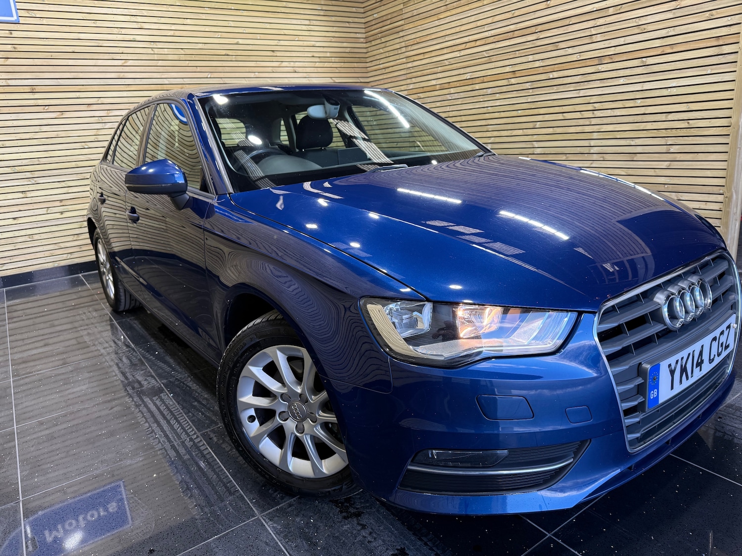 Used Audi A3 2014 for sale - 78064983: Photo 4