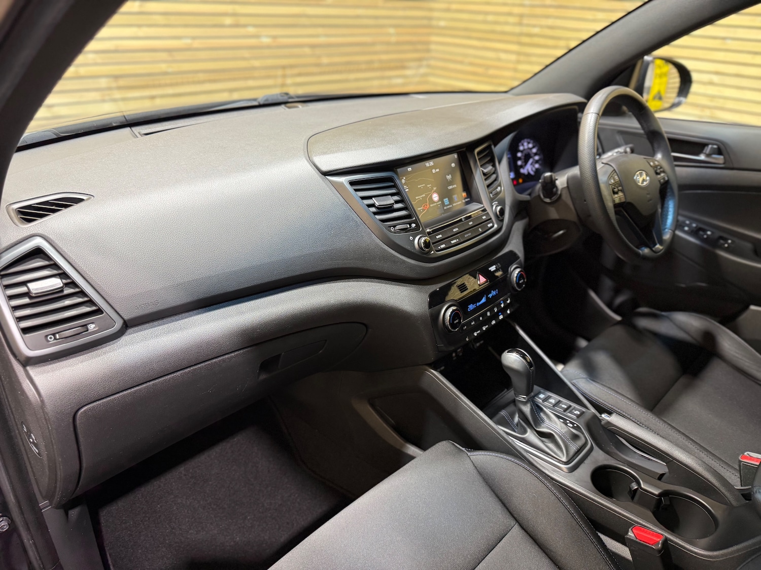 Used Hyundai TUCSON 2018 for sale - 76954547: Photo 37