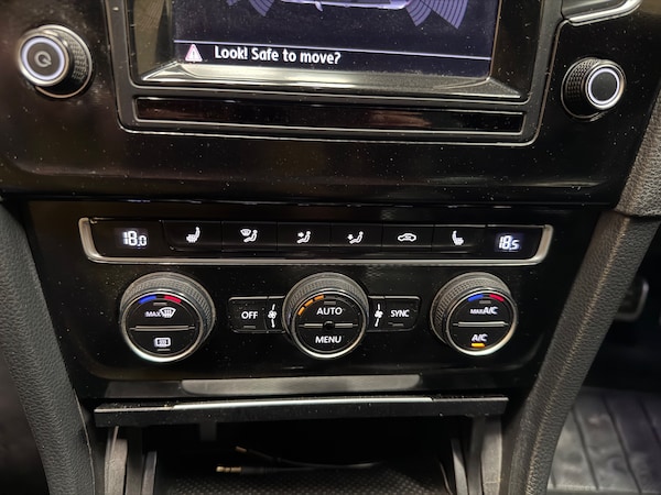 Used Volkswagen Golf 2014 for sale - 75196651: Photo 11