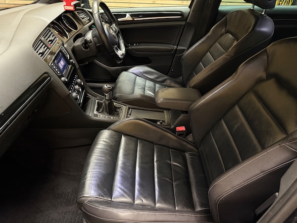 Used Volkswagen Golf 2014 for sale - 75196651: Photo 14