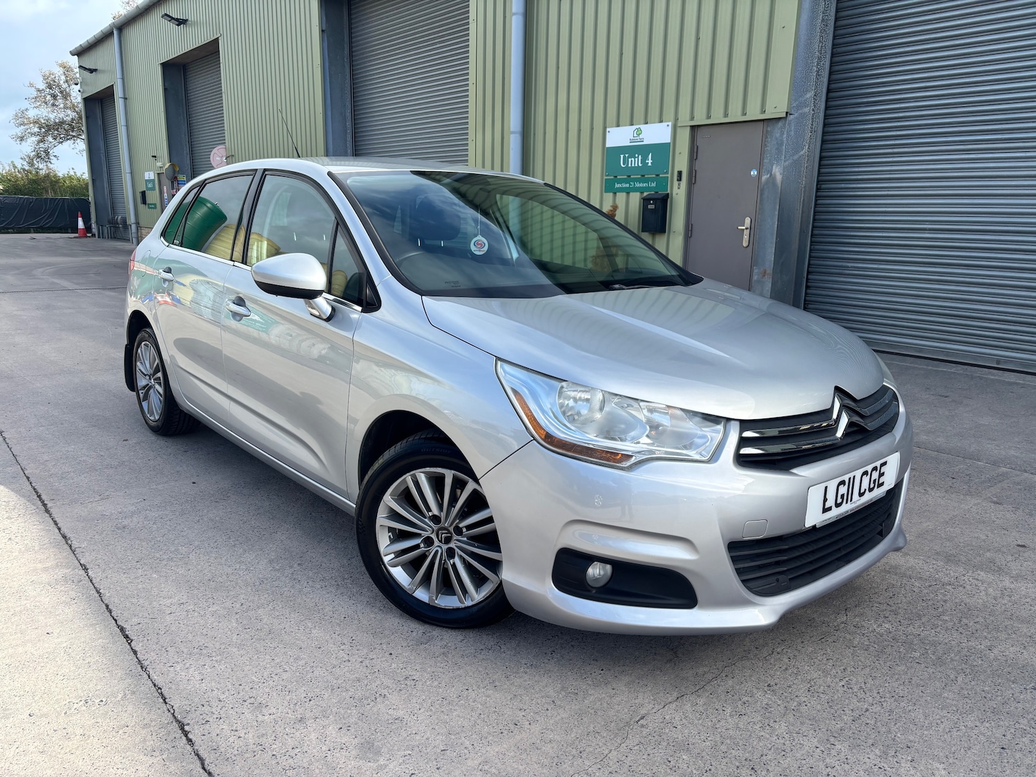 Used Citroen C4 2011 for sale - 76165189: Photo 1