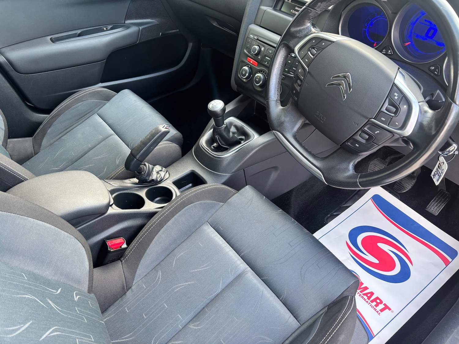 Used Citroen C4 2011 for sale - 76165189: Photo 10