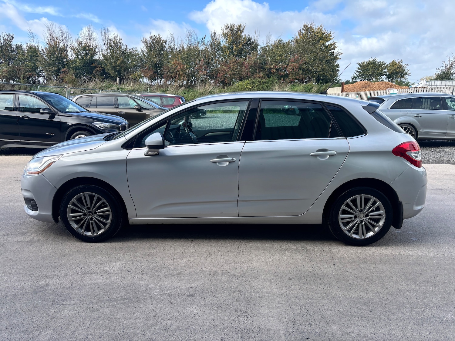Used Citroen C4 2011 for sale - 76165189: Photo 3