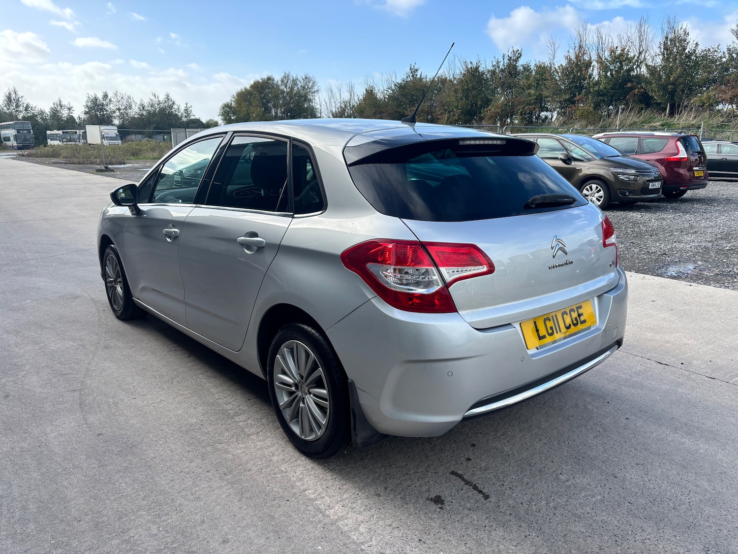 Used Citroen C4 2011 for sale - 76165189: Photo 9