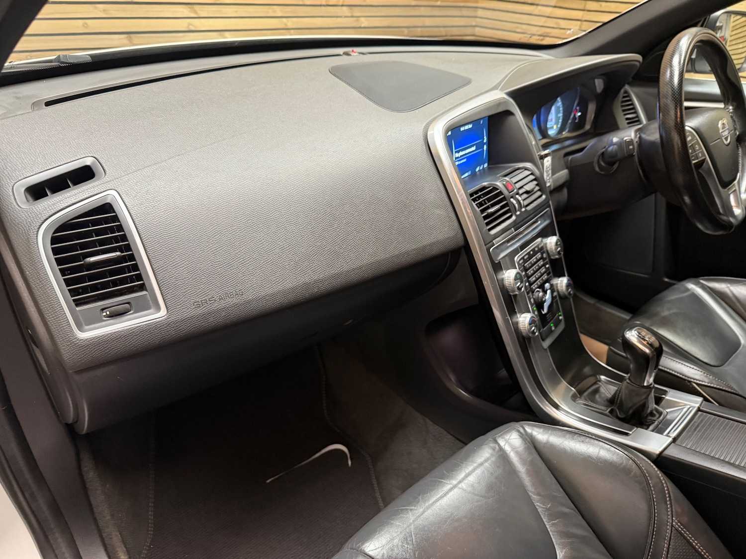 Used Volvo XC60 2014 for sale - 76819771: Photo 10