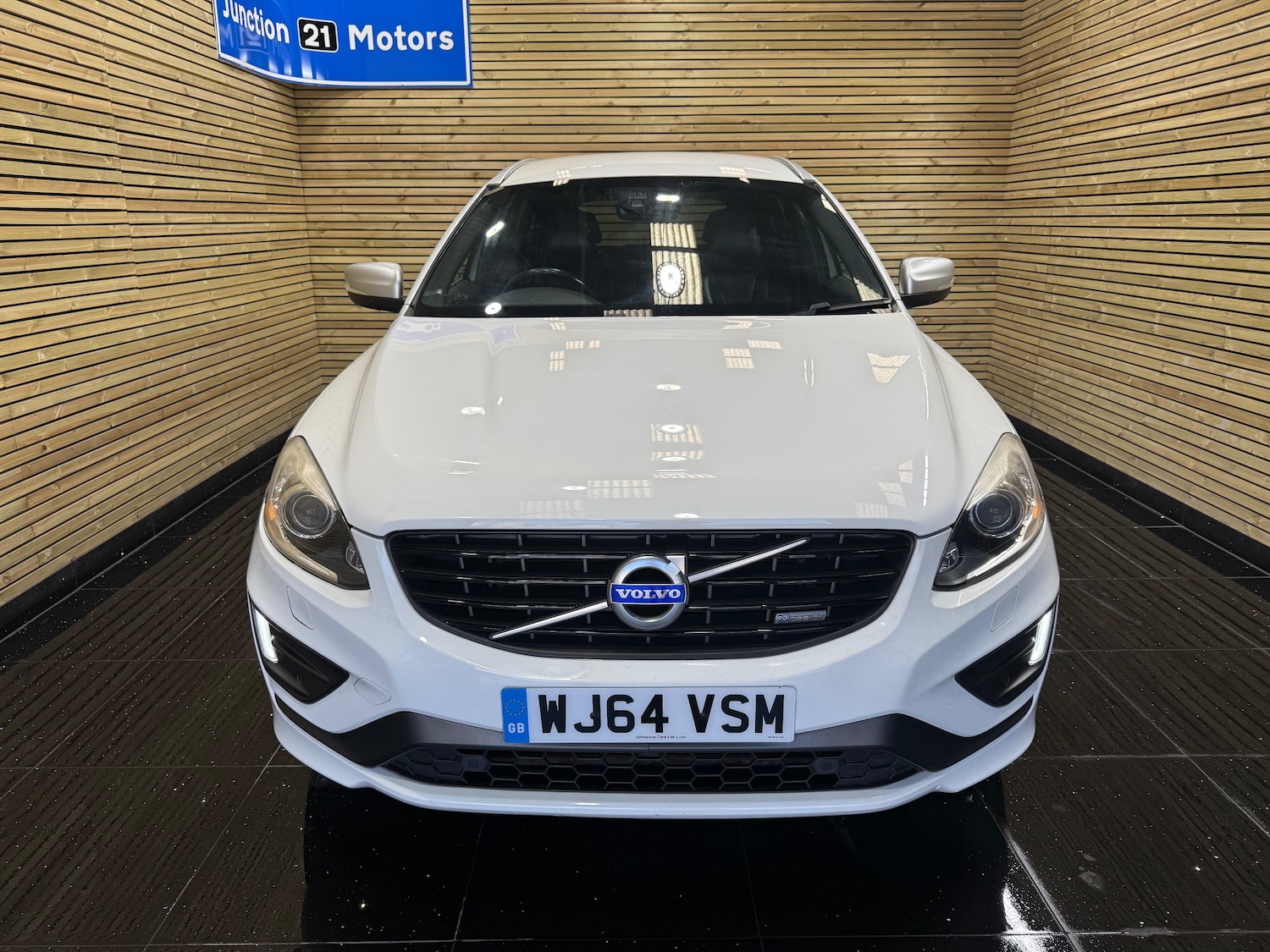 Used Volvo XC60 2014 for sale - 76819771: Photo 2