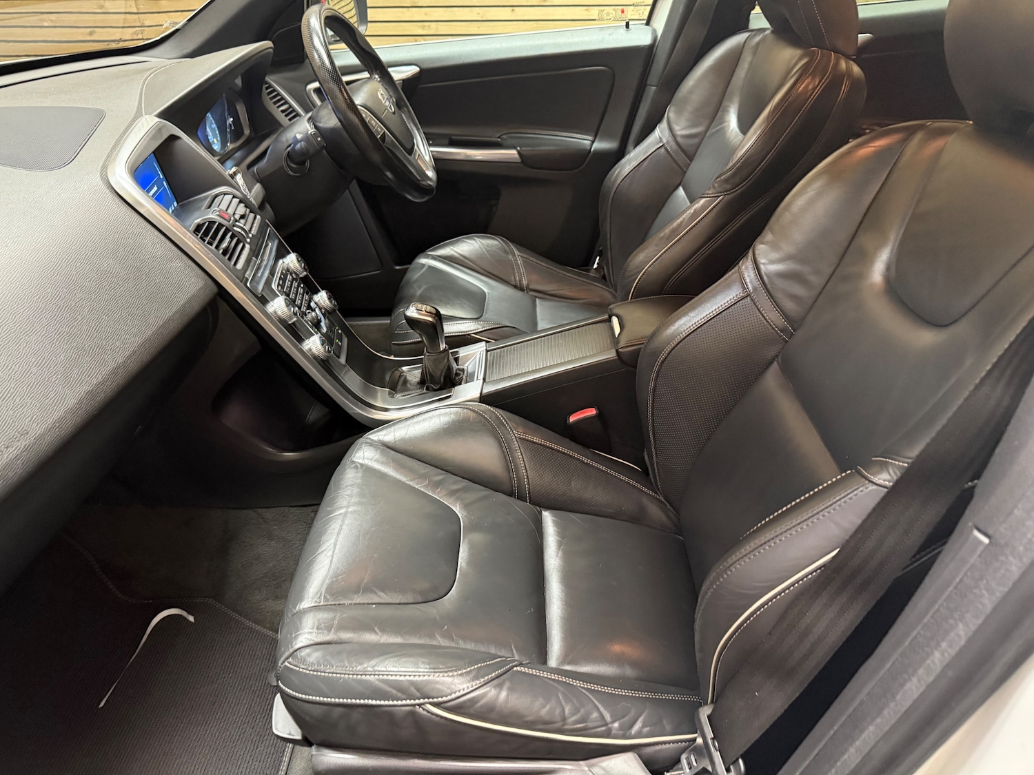 Used Volvo XC60 2014 for sale - 76819771: Photo 31