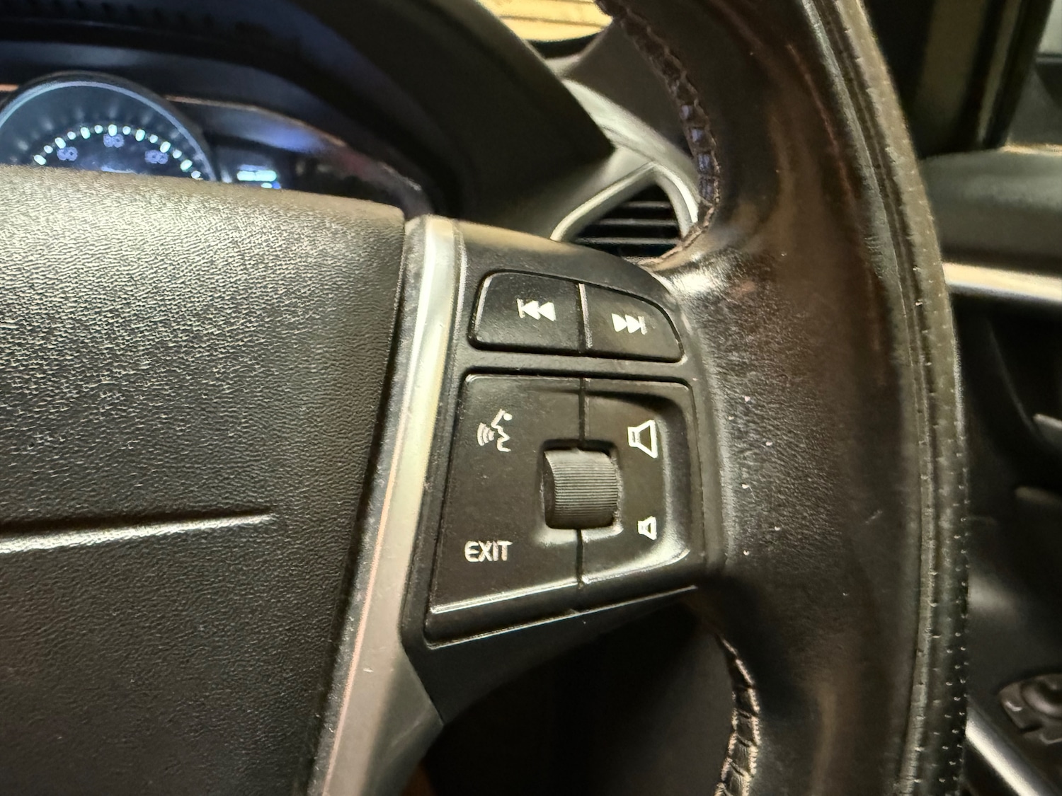 Used Volvo XC60 2014 for sale - 76819771: Photo 34