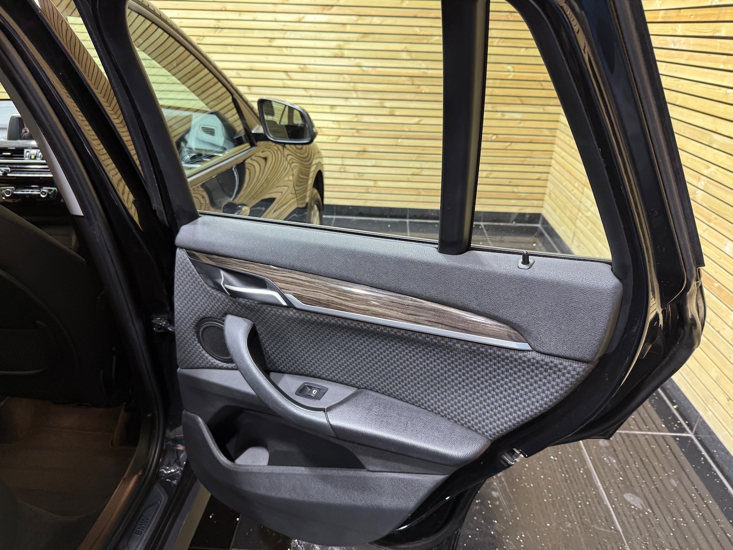 Used BMW X1 2016 for sale - 76097337: Photo 25