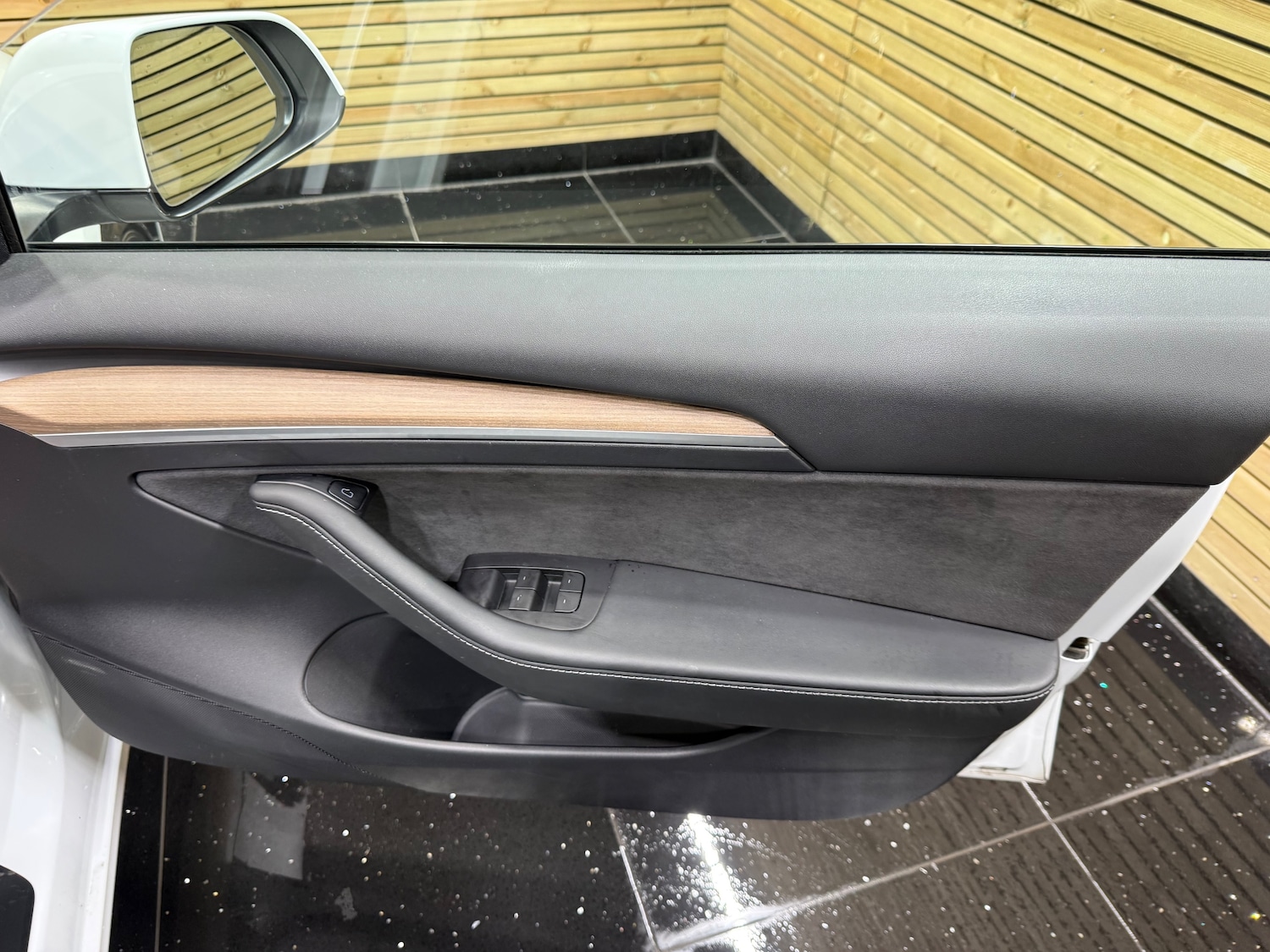 Used Tesla Model 3 2021 for sale - 76525869: Photo 21