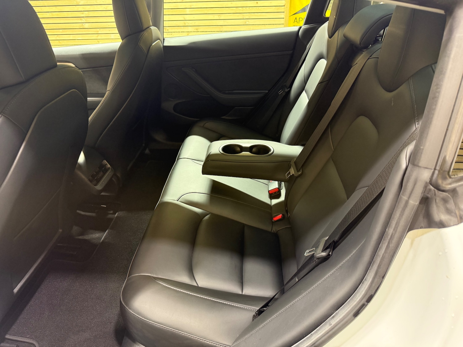 Used Tesla Model 3 2021 for sale - 76525869: Photo 28