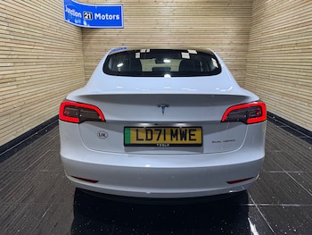 Used Tesla Model 3 2021 for sale - 76525869: Photo