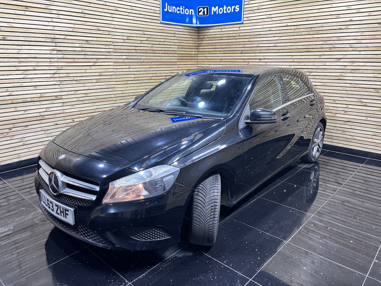 Used Mercedes-Benz A-Class 2014 for sale - 77006536: Photo 14