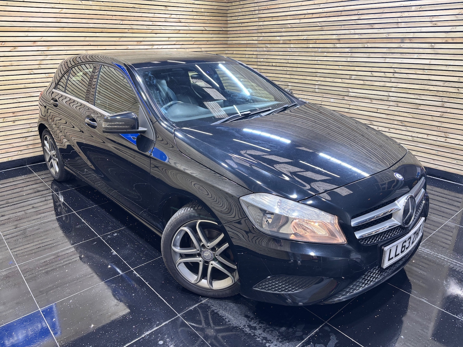 Used Mercedes-Benz A-Class 2014 for sale - 77006536: Photo 21