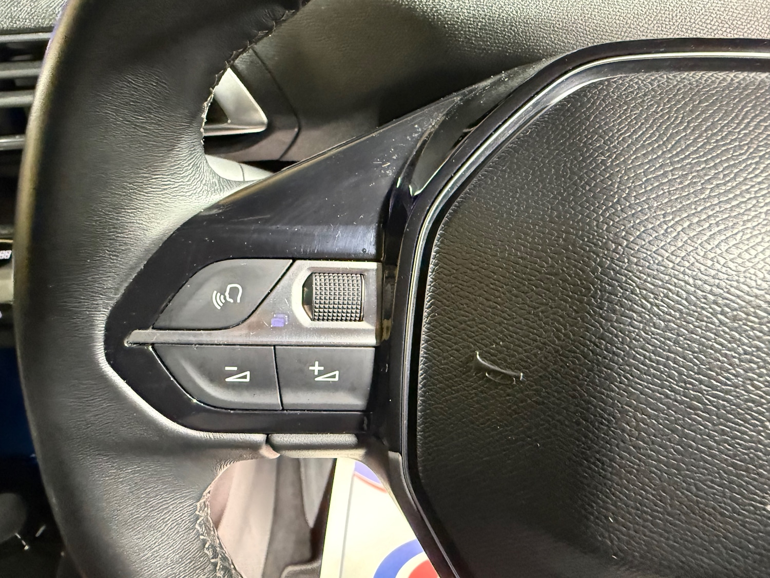 Used Peugeot 3008 2017 for sale - 77249441: Photo 26