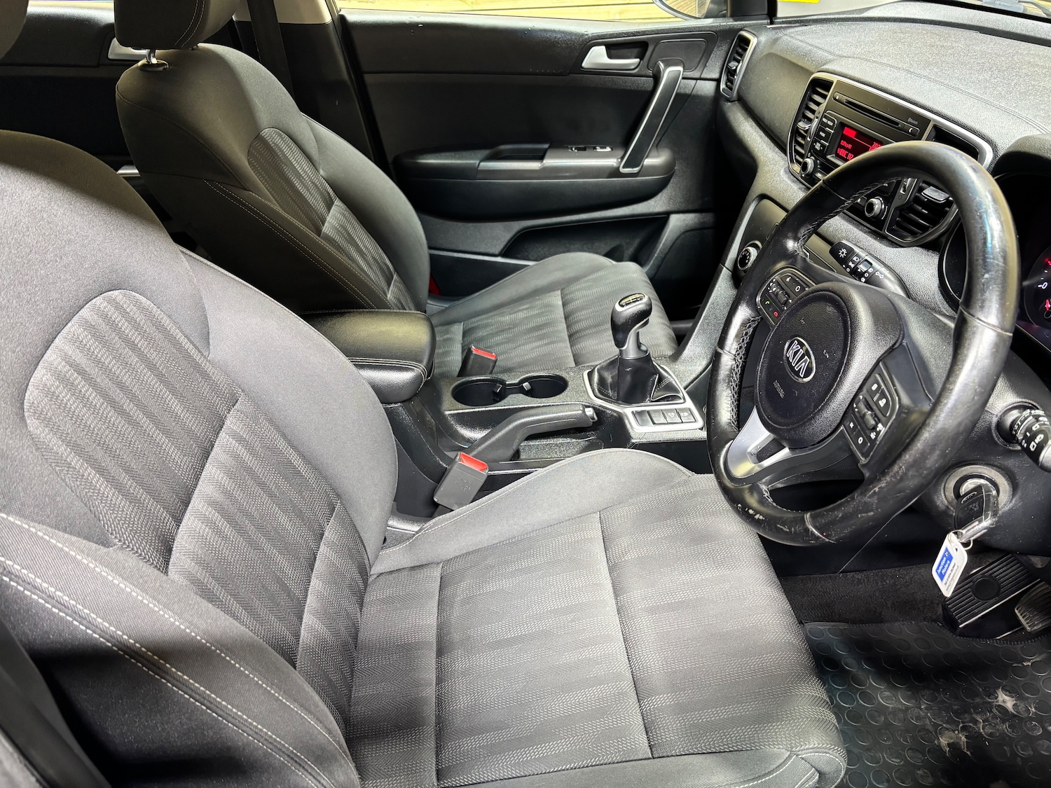 Used Kia Sportage 2016 for sale - 76665398: Photo 8