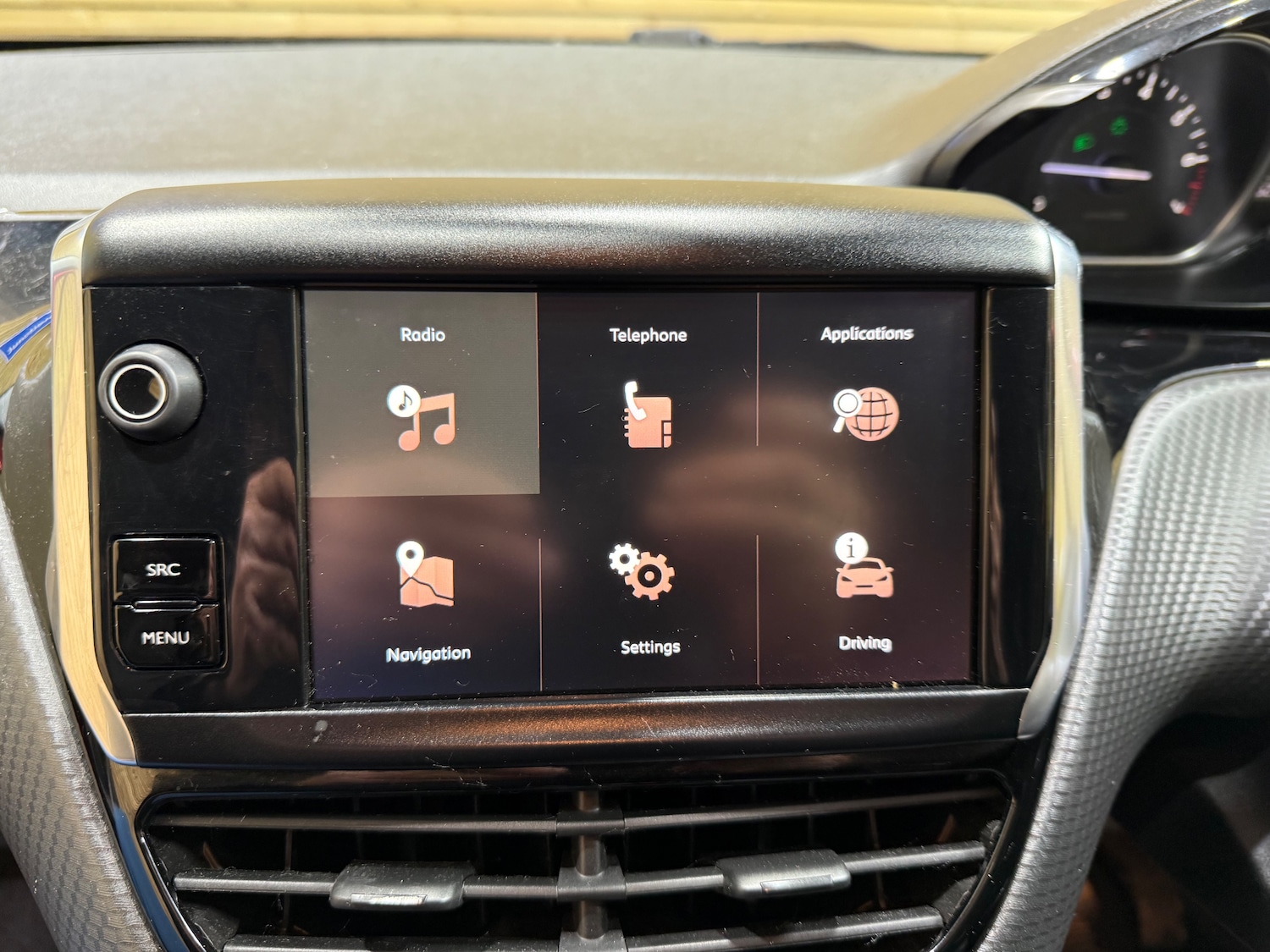 Used Peugeot 2008 2017 for sale - 76665363: Photo 11