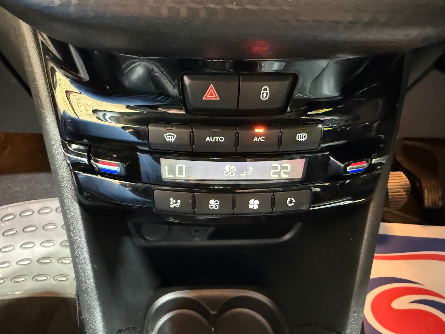 Used Peugeot 2008 2017 for sale - 76665363: Photo 33