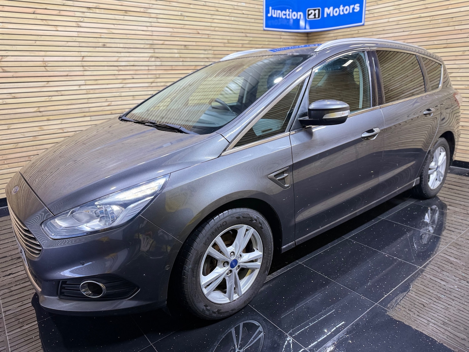 Used Ford S-Max 2015 for sale - 77171443: Photo 16