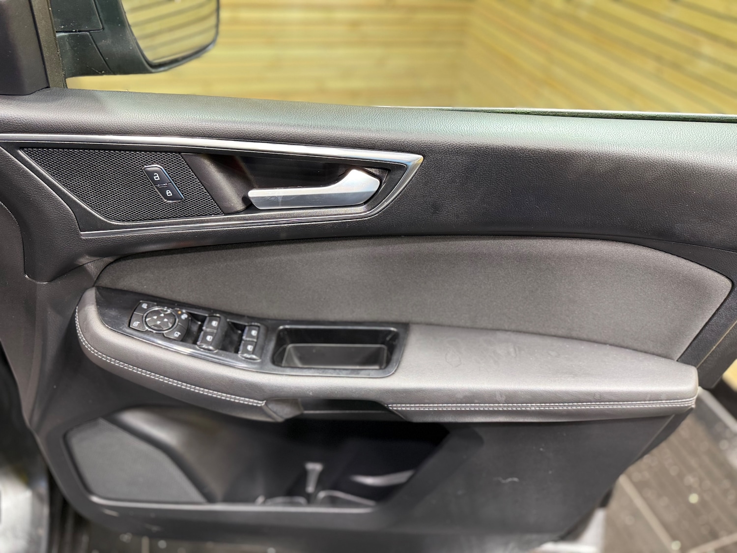 Used Ford S-Max 2015 for sale - 77171443: Photo 22