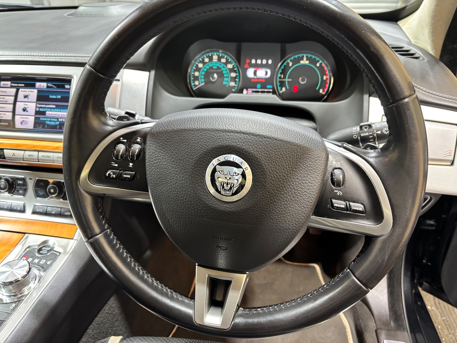 Used Jaguar XF 2012 for sale - 75835528: Photo 15