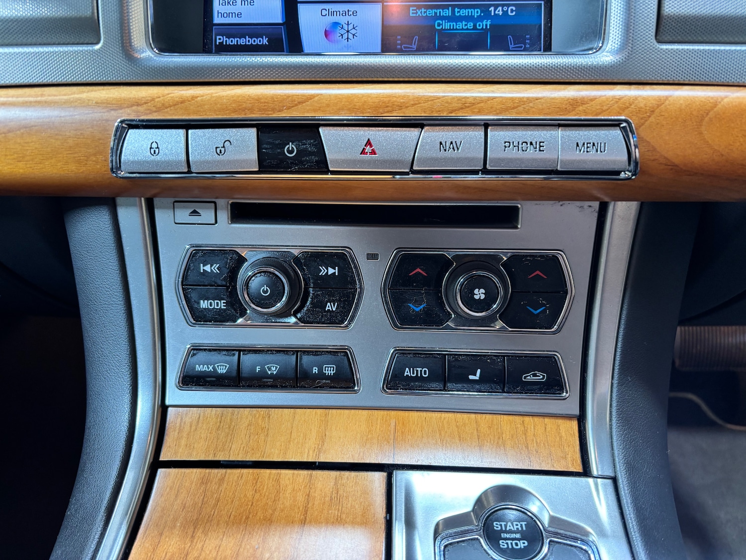 Used Jaguar XF 2012 for sale - 75835528: Photo 18