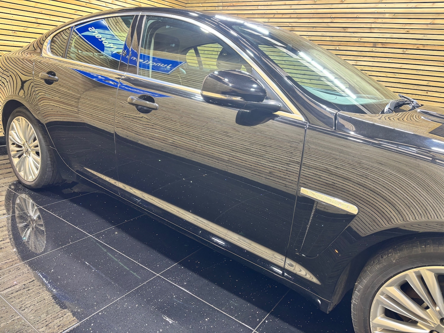 Used Jaguar XF 2012 for sale - 75835528: Photo 21