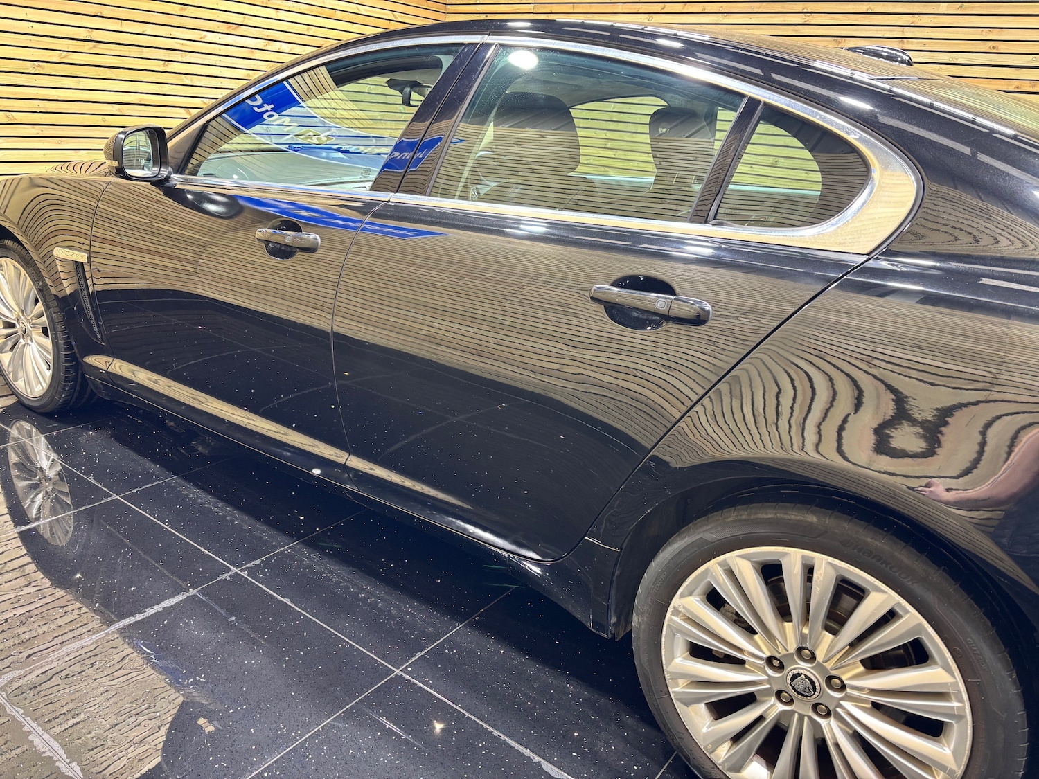 Used Jaguar XF 2012 for sale - 75835528: Photo 23