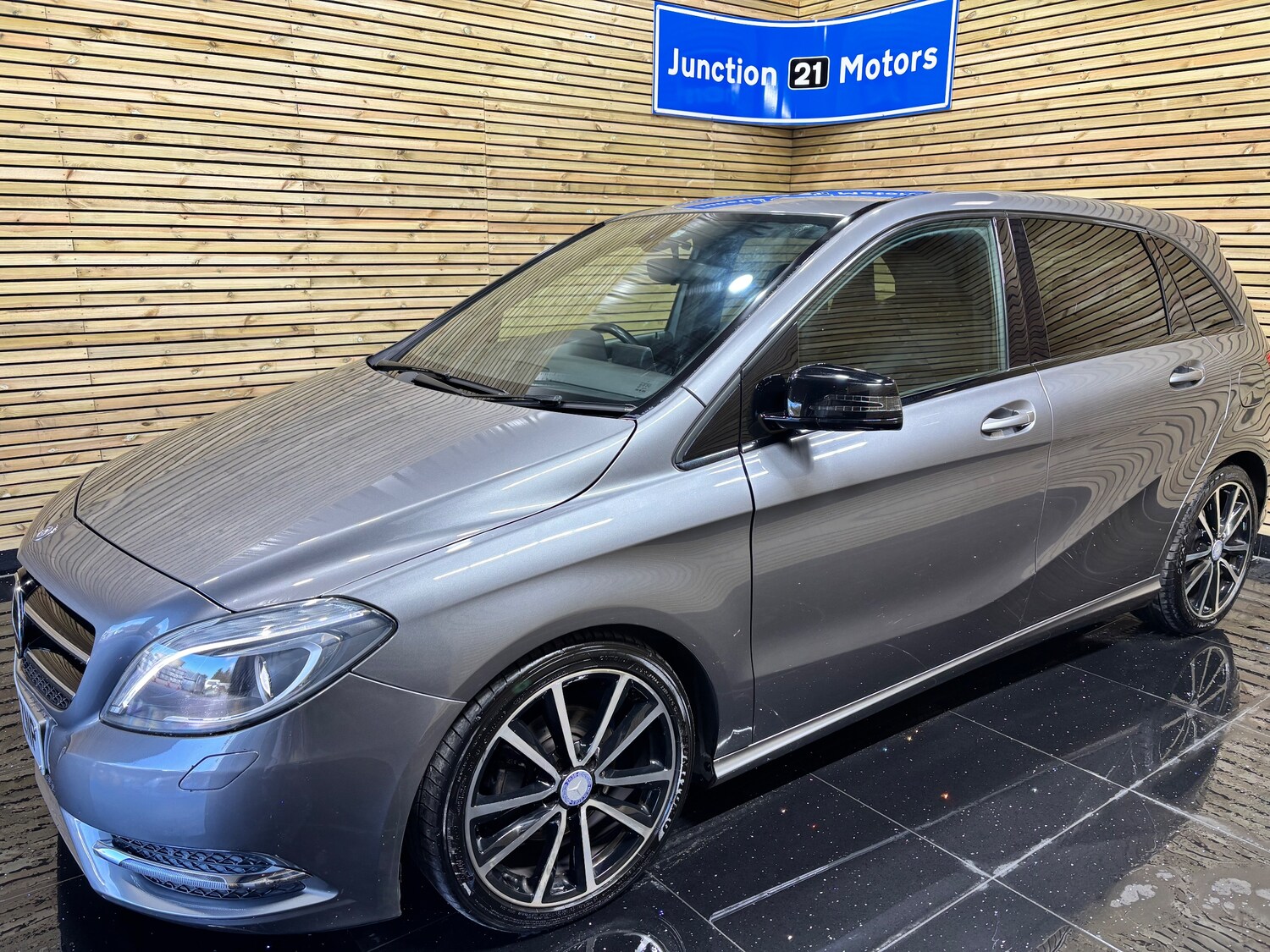 Used Mercedes-Benz B-Class 2012 for sale - 76022830: Photo 14