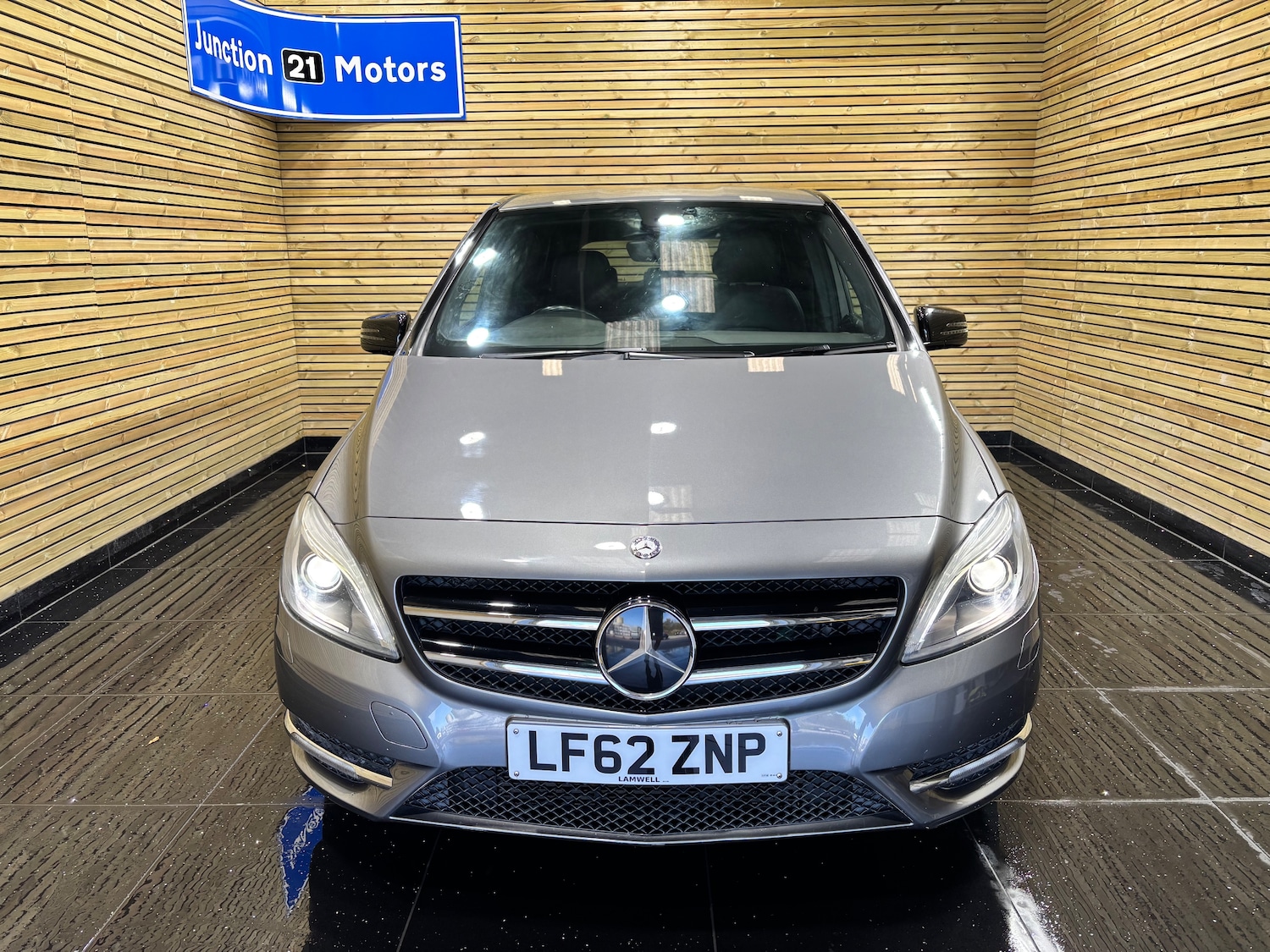 Used Mercedes-Benz B-Class 2012 for sale - 76022830: Photo 2