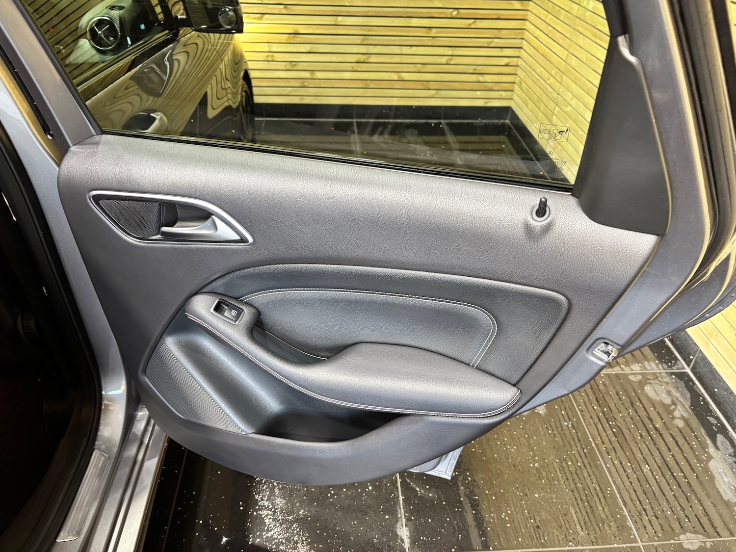 Used Mercedes-Benz B-Class 2012 for sale - 76022830: Photo 21