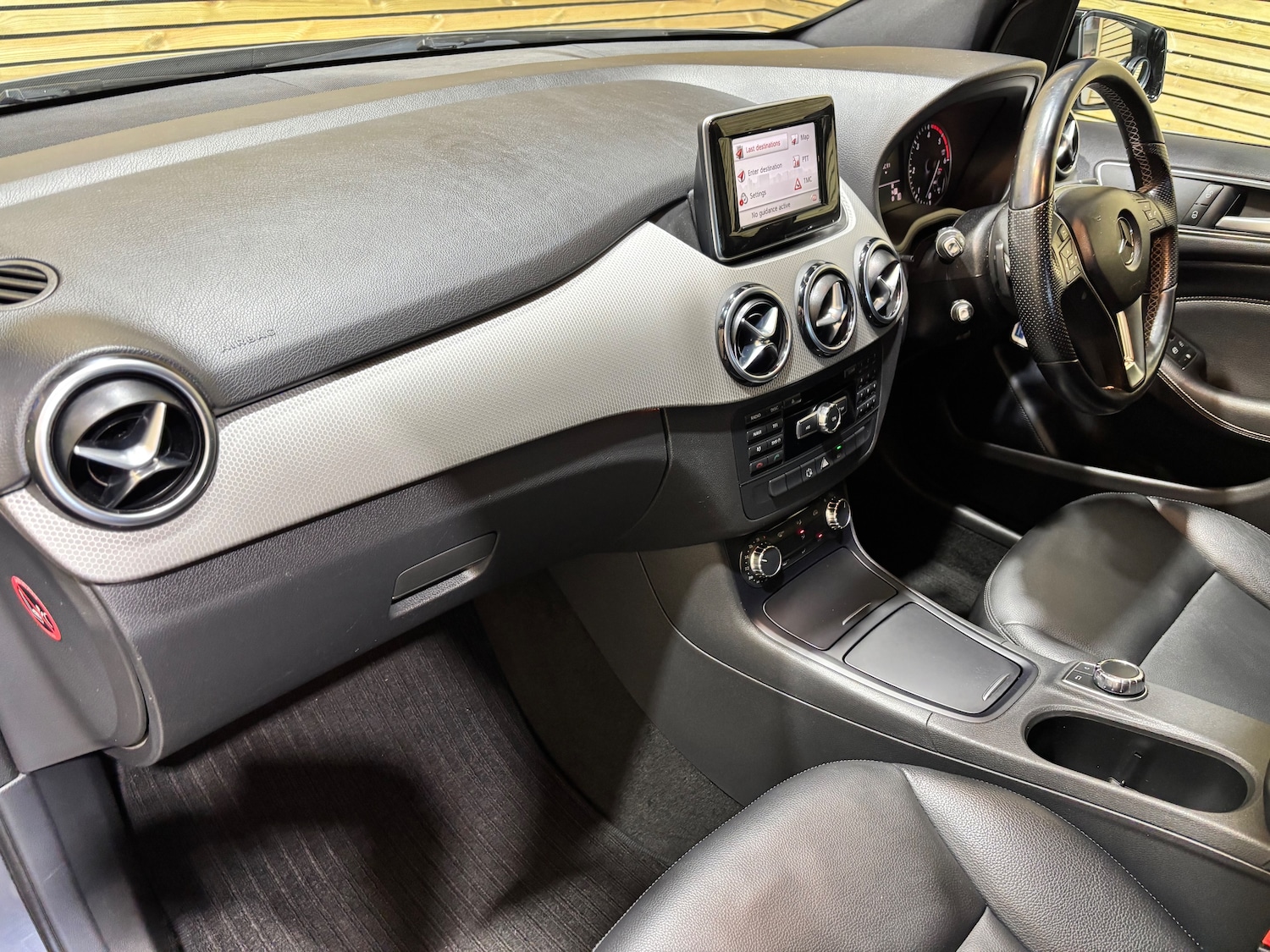 Used Mercedes-Benz B-Class 2012 for sale - 76022830: Photo 28