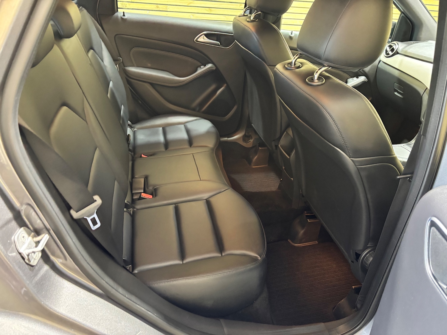 Used Mercedes-Benz B-Class 2012 for sale - 76022830: Photo 8