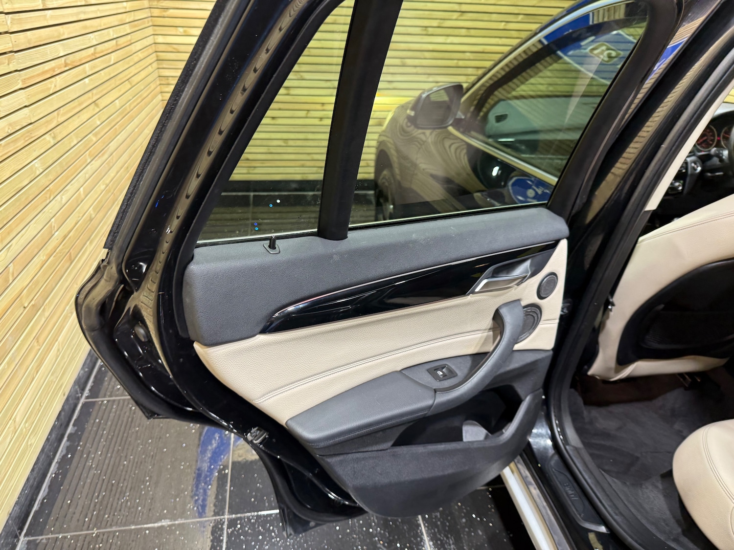 Used BMW X1 2016 for sale - 76830829: Photo 42