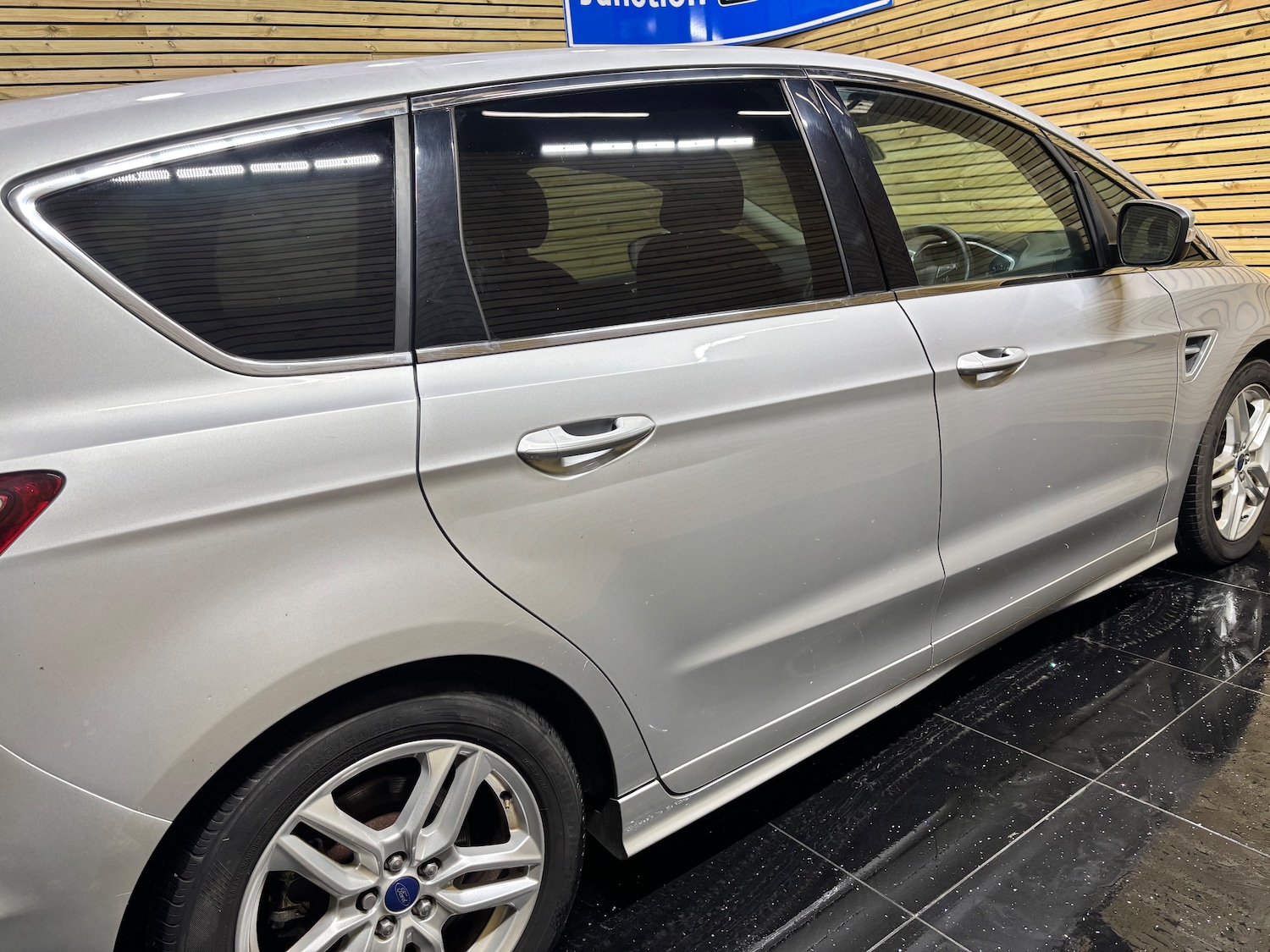 Used Ford S-Max 2016 for sale - 77428278: Photo 25