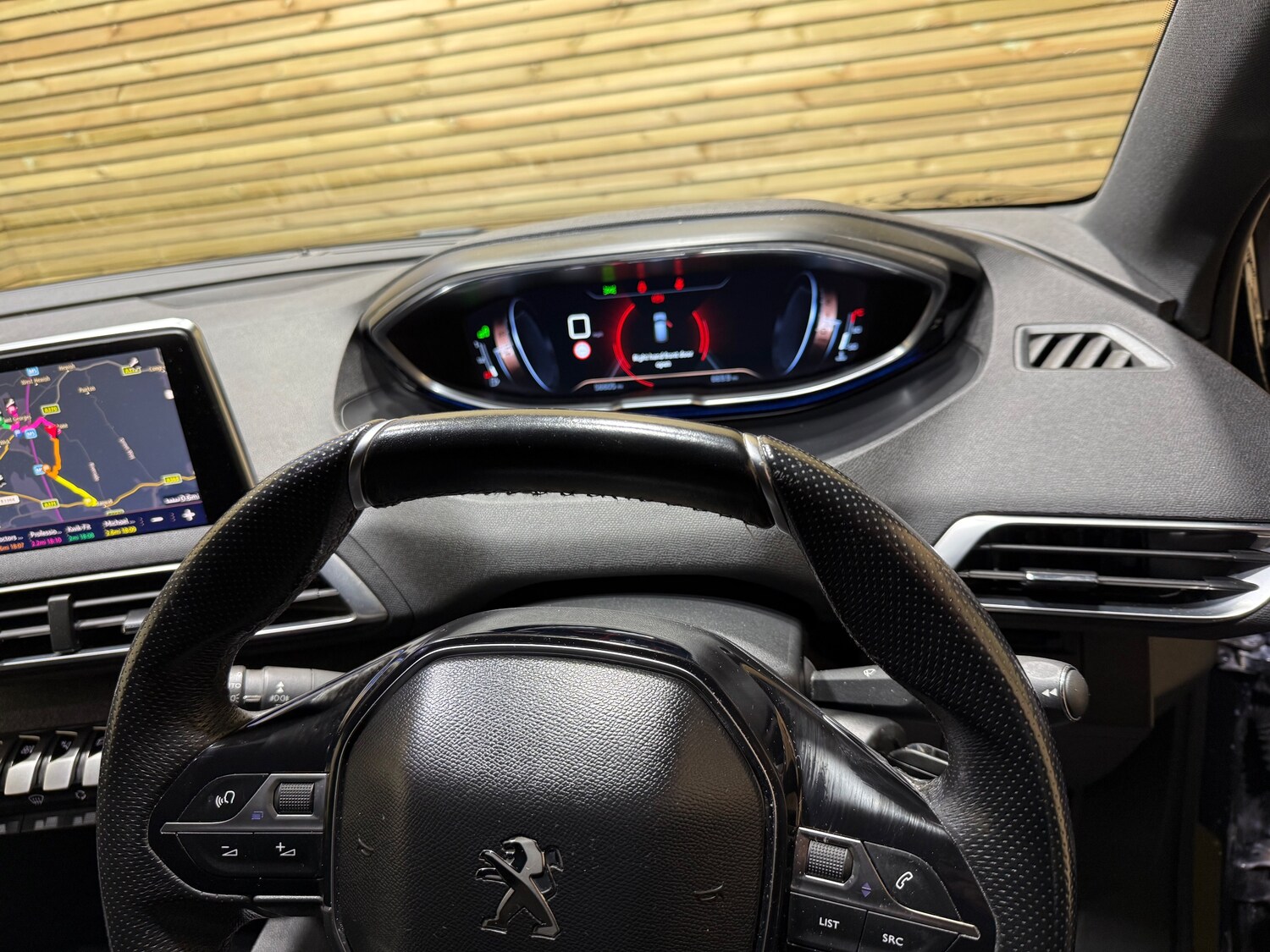 Used Peugeot 3008 2017 for sale - 76412652: Photo 24