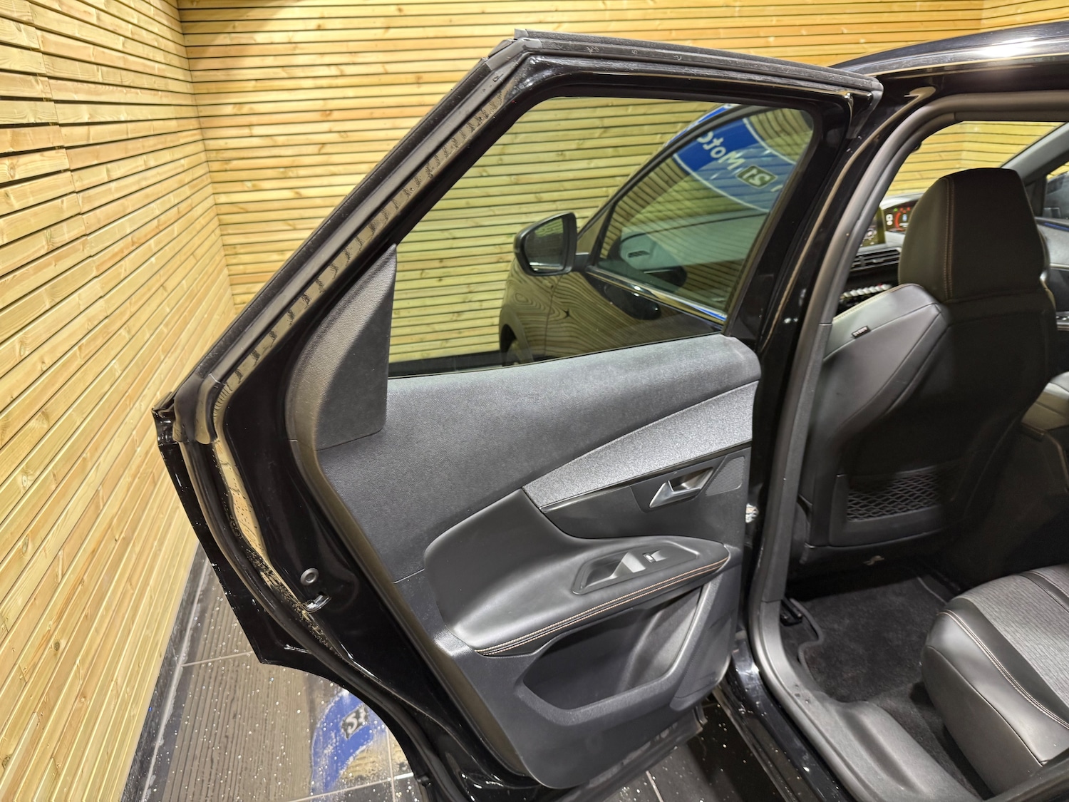 Used Peugeot 3008 2017 for sale - 76412652: Photo 33