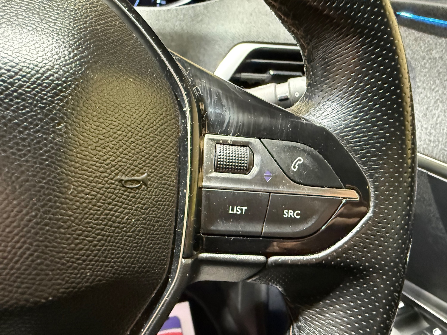 Used Peugeot 3008 2017 for sale - 76412652: Photo 36