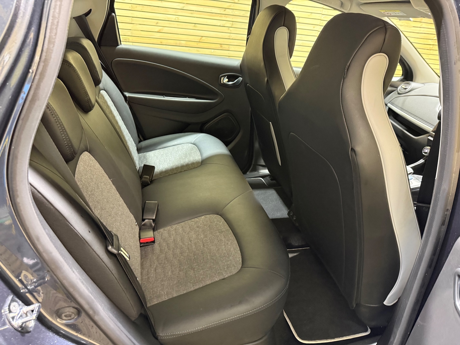 Used Renault Zoe 2020 for sale - 76382799: Photo 10