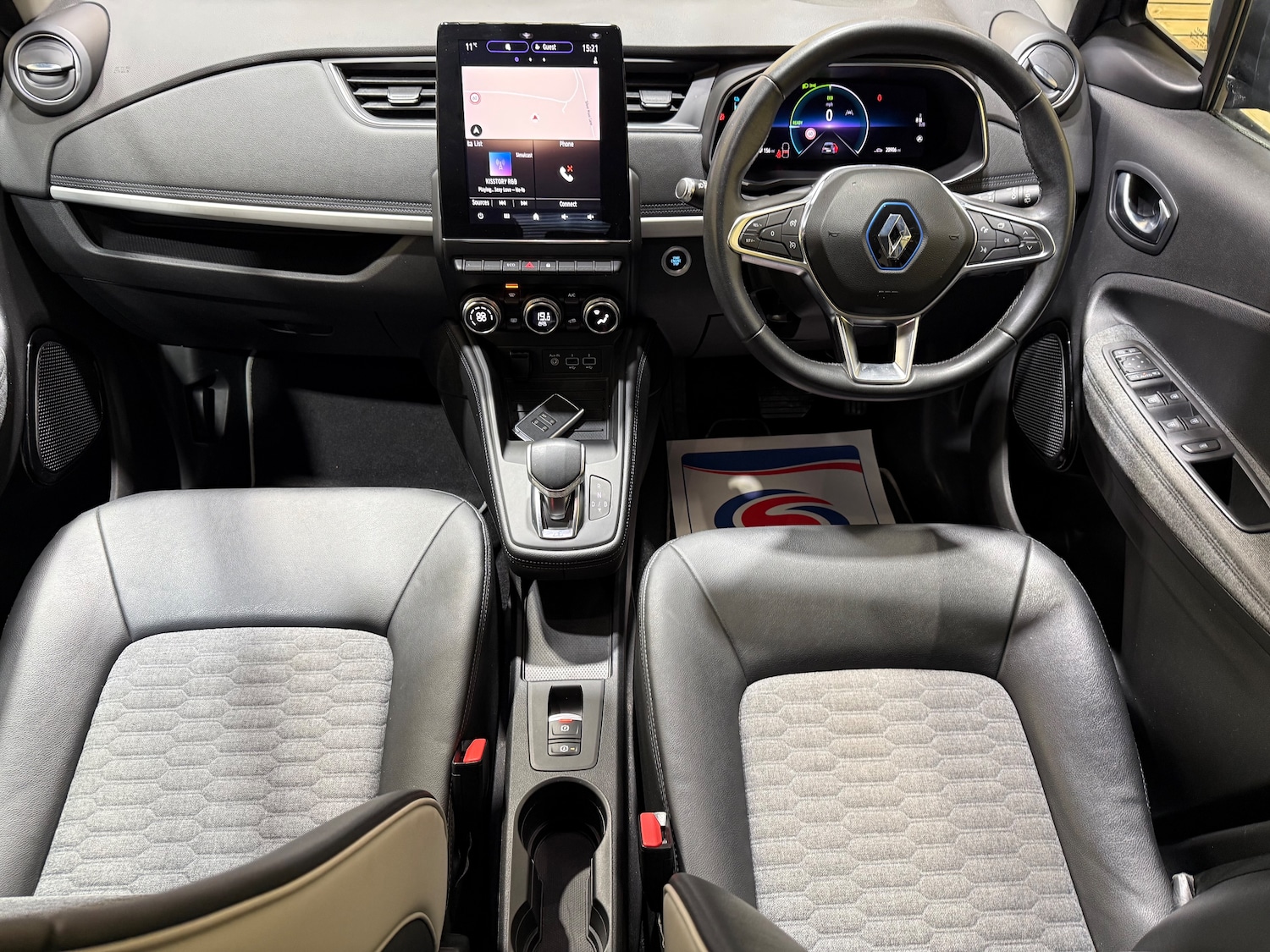 Used Renault Zoe 2020 for sale - 76382799: Photo 12