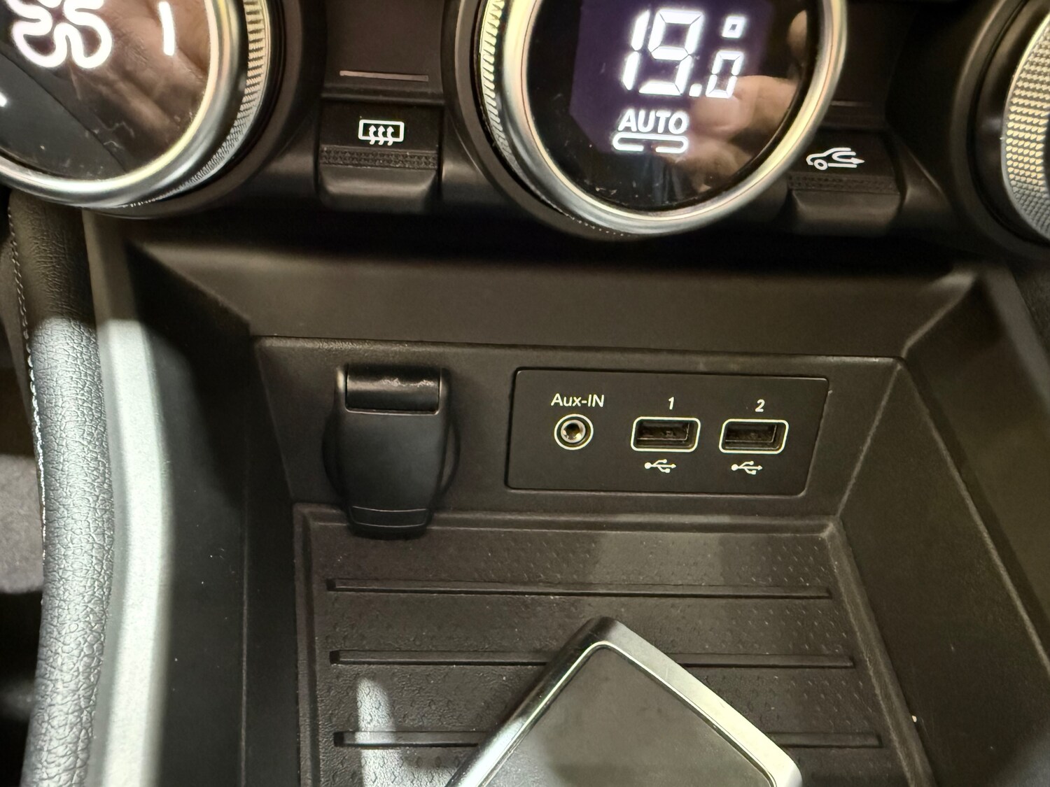 Used Renault Zoe 2020 for sale - 76382799: Photo 16