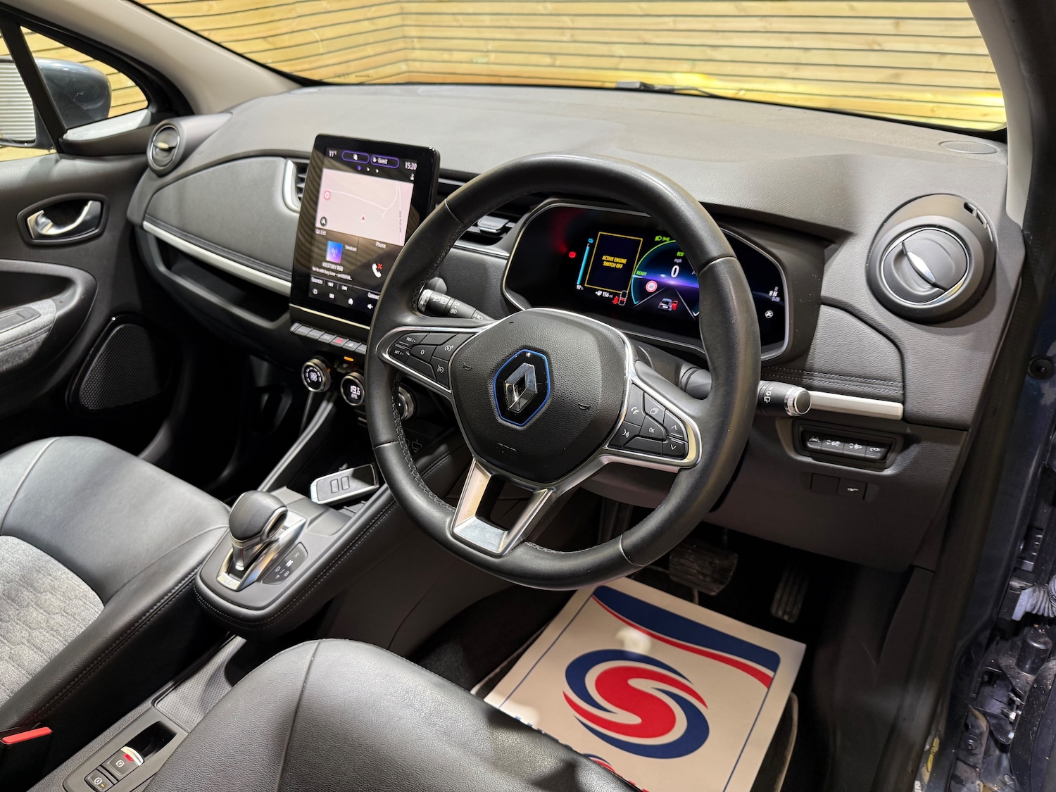 Used Renault Zoe 2020 for sale - 76382799: Photo 23